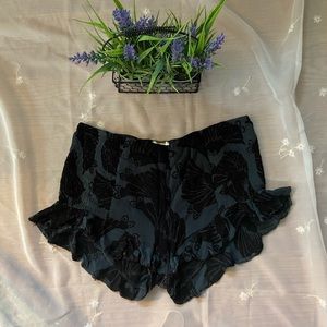 Free People shorts 🌸